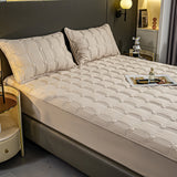NNEAGS Beige 183cm Wide Mattress Cover Thick Quilted Stretchable Bed Spread Sheet Protector with Pillow Covers