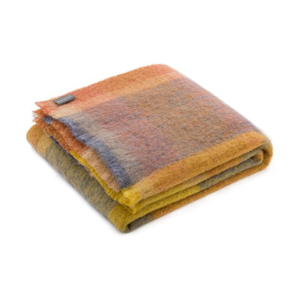 NNEDSZ Derby Alpaca Throw by St Albans