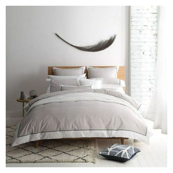 NNEDSZ Logan & Mason Essex Stone Queen Quilt Cover Set