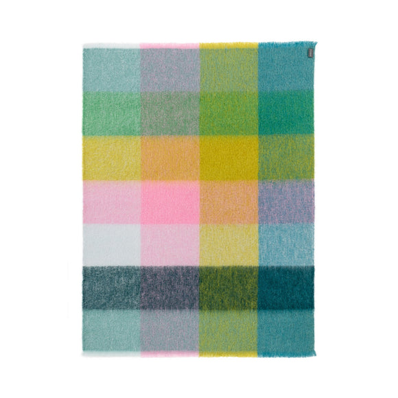 NNEDSZ Sassy Alpaca Throw by St Albans