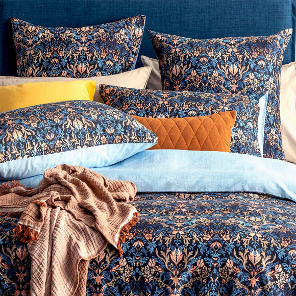NNEDSZ 300 TC Cotton Reversible Blackthorn Quilt Cover Sets by Renee Taylor King