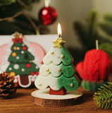 NNEDSZ Christmas gift Handmade Aussie Christmas Scented Candle Set - Random Festive Designs (Reindeer, Tree, Gingerbread & More) for Gifting & Decor Product Description