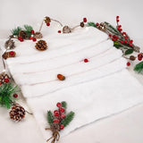 Christmas Table Runner, Faux Fur Table Runner Winter Snowy Soft Elegant White Table Runner for Christmas Table Decorations Bed Cabinet Shelf
