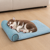 Cooling Pet Mat with Bolster Pillow for Cats and Dogs, Breathable Summer Rest Bed with Anti-Slip Base for Home, Car, Sofa, and Floor Use (Pink, L(80*60cm))