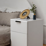 NNEDSZ PORTO BEDSIDE TABLE - WHITE - FLUTED - PULL BLACK