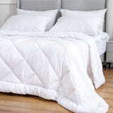 NNEDSZ Microfiber/Bamboo Blend, Hypoallergenic & Antibacterial Quilt - Queen