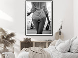 NNEDSZ Wall Art 40cmx60cm Woman Drinking Wine , Black and White, Black Frame Canvas