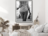 NNEDSZ Wall Art 80cmx120cm Woman Drinking Wine , Black and White, Black Frame Canvas