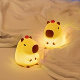 NNEDSZ GOMINIMO Capybara Night Light Table Lamp