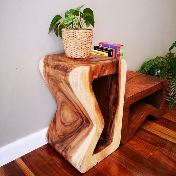 NNEDSZ Side table, coffee table or entrance corner table-hand crafted from solid wood