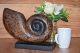 NNEDSZ Decorative hand carved wooden shell on stand