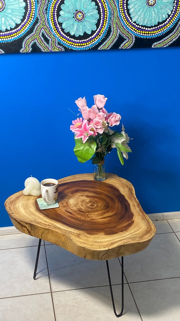 NNEDSZ Round Raintree Wood Live Edge Coffee Table