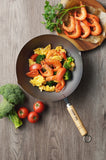 NNEDSZ Yoshikawa Cook-Pal Ren 36cm Premium Carbon Steel Heat Treated Wok with two handles
