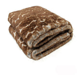 NNEDSZ Sia Luxury Range Faux Fur Throw Rug 127 x 152 cm Giraffe