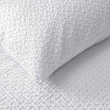 NNEDSZ Dotty Clip White Quilt Cover Set Queen