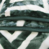 NNEDSZ Bloomington 800GSM Greek Key Green Winter Premium Quality 1 Ply Mink Blanket Double