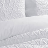 NNEDSZ Leonardo White Embossed Quilt Cover Set Double