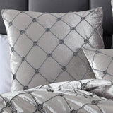 NNEDSZ Davinci Julienne Platinum Crushed Velvet Applique Quilt Cover Set Queen