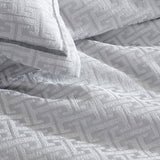 NNEDSZ Davinci Orion Silver Woven Quilt Cover Set Queen