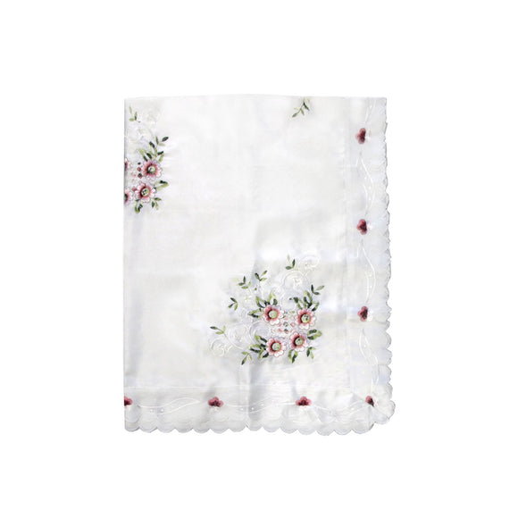 NNEDSZ Anya Flowers White Embroidered Cutout Rectangular Tablecloth 152 x 228 cm