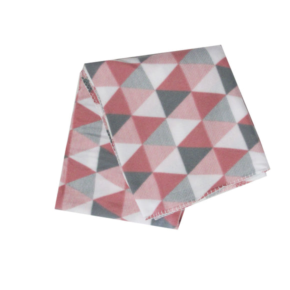 NNEDSZ Triangles 175GSM Geometric Pattern Printed Polar Fleece Throw Rug 120 x 150cm Dusty Rose