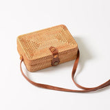 NNEDSZ Handmade Square Rattan Bag Autumn Beach Diagonal Purse Vintage Style 19X13X7Cm