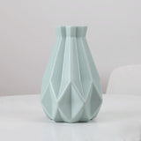 NNEDSZ Drop-resistant Vase for Creative Living Room Flower Arrangements - Green