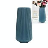 NNEDSZ Versatile Plastic Flower Vase for Dry and Wet Arrangements - Green