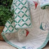 NNEDSZ GOTS Certified Organic Cotton Reversible Baby Quilt (100x120cm) - Pretty Kites (Green)