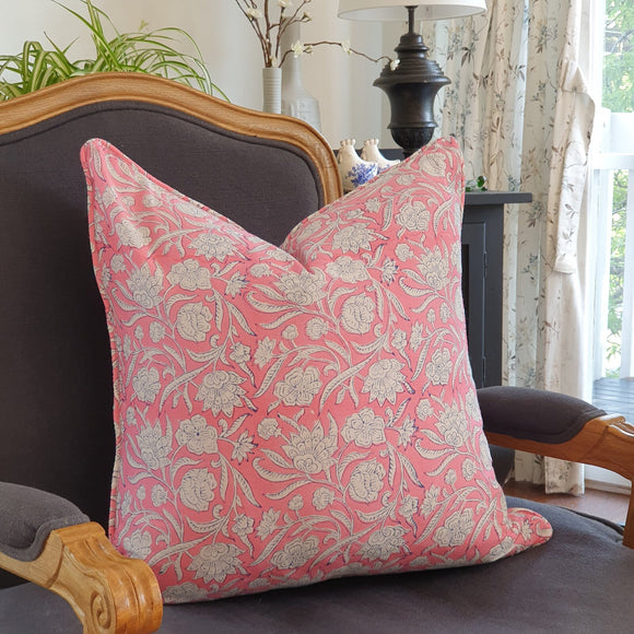 NNEDSZ Kolka Pastel Pink Decorative Soft Cotton Voile Decorative Cushion - Pink