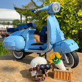 NNEDSZ NNEOBA NEW Roman Vespas 125 MOC 10298 Motorcycle City Toys