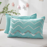 NNEDSZ Blue Gradient Comforter Set, King Size, Modern 3-Piece Bedding with Pillowcases
