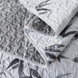 NNEDSZ Finely Quilted Bedspread and Pillowcases Set: A Blend of Art and Comfort - Queen size