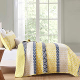 NNEDSZ Ornate Quilted coverlet and pillowcovers set: Embellished Beauty - Queen size