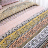 NNEDSZ Crafted Quilted Bedspread and Pillowcases Set: A Testament to Skilled Craftsmanship - Queen size