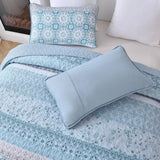 NNEDSZ Peaceful Quilted coverlet and pillowcovers set: Relax and Unwind - Queen size
