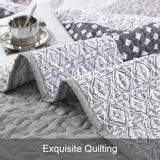 NNEDSZ Bespoke Quilted Bedspread and Pillowcases Set: Tailored Luxury for Your Home - Queen size