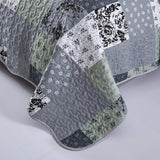 NNEDSZ Vivacious Quilted bedspread and pillowcovers set: Full of Life and Energy - Queen size