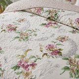 NNEDSZ Artisan Quilted Coverlet and Pillowcases Set: A Masterpiece for Your Bed - Queen size