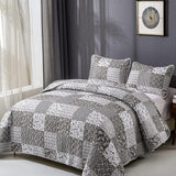 NNEDSZ Bold Quilted bedspread and pillowcovers set: Make a Statement - Queen size