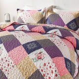 NNEDSZ Intricate Quilted coverlet and pillowcovers set: Attention to Detail - Queen size