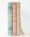 NNEDSZ Christmas Classics Book Stack 33cm