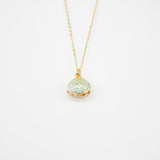 NNEDSZ Gift Box - Aroma Necklace 925 Silver, Gold coated - Green Shell Paradise Peach (Pink) + Purify Oil Blend