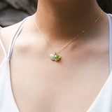 NNEDSZ Gift Box - Aroma Necklace 925 Silver, Gold coated - Green Shell Electric Lime (Light Green) + Purify Oil Blend