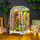 NNEDSZ Dollhouse Miniature DIY Greenhouse Kit - Garden House with LED Lights