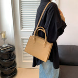 NNEDSZ Light Brown Elegant Faux Crocodile Leather Handbag - Stylish Tote Bag with Adjustable Strap