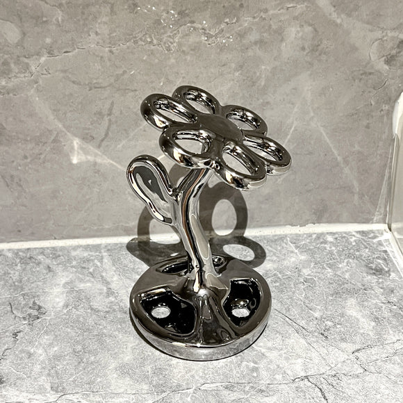 NNEDSZ Silver Gray Creative Ceramic Toothbrush Holder - Makeup Brush & Eyebrow Pencil Organizer for Bathroom, Stylish and Practical Toothbrush Stand