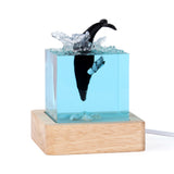 NNEDSZ Shelling humpback whale into the water Handcrafted Ocean Resin Whale Night Light - Unique Home Decor Table Lamp