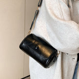 NNEDSZ Black Vintage PU Leather Shoulder Bag with Adjustable Strap - Compact and Stylish