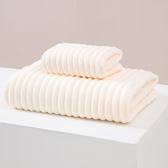 NNEDSZ Light-yellow Luxury White Bath Towel and Hand Towel Set - Ultra Soft and Absorbent